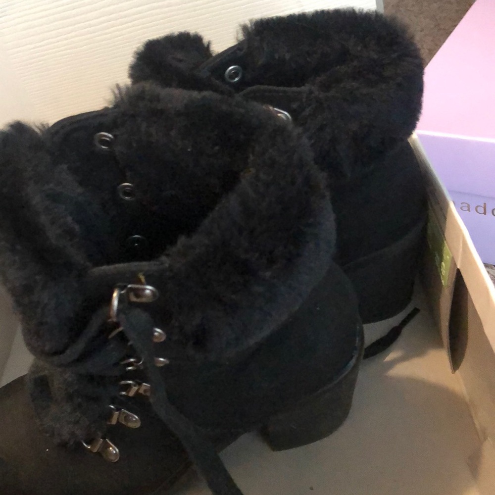 Booties - Picture 4 of 5